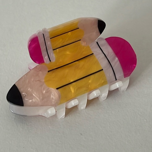 ✏️3/$15✏️ NEW Piper k Back To School Yellow Pencil Single Hair Clip - Picture 2 of 3